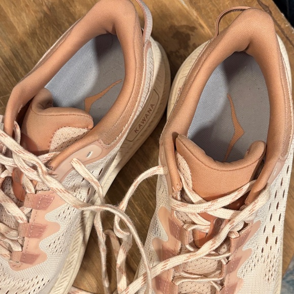 Hoka One One Women's Kawana 2 - Cream and Pink - Picture 6 of 8